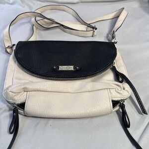 Jessica Simpson Crossbody Bag Cream Off-White & Black Pebbled Flap Purse